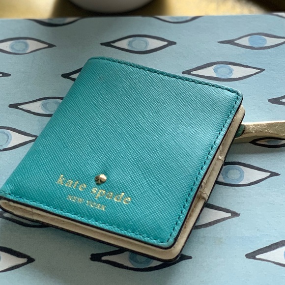 Mini Kate Spade Wallet - Picture 2 of 4